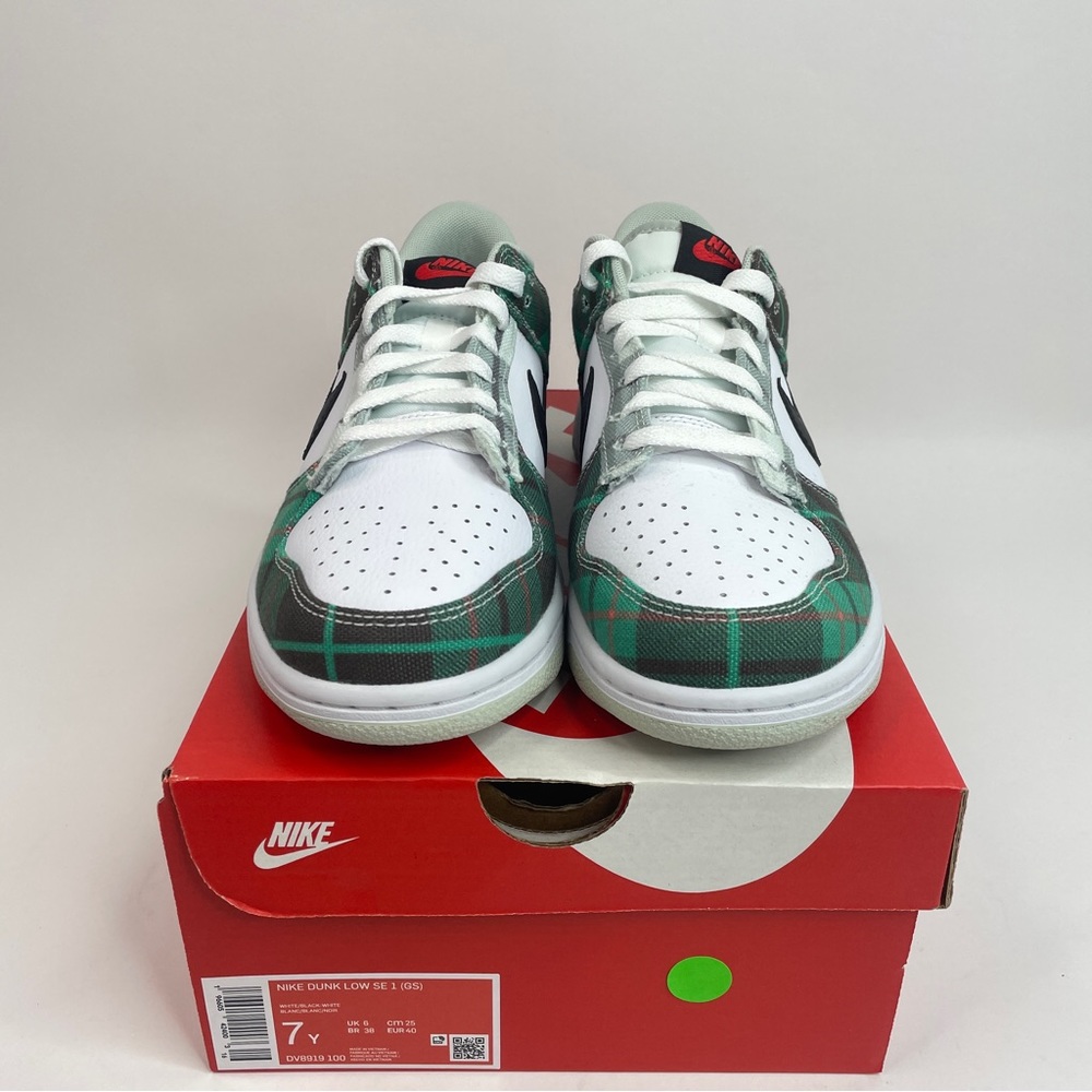 Nike Dunk Low GS SE 1 “Tartan Plaid” 2023 - Picture 2 of 4